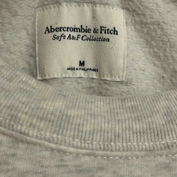 Abercrombie & Fitch Soft Collection Sweatshirt - Picture 3 of 3